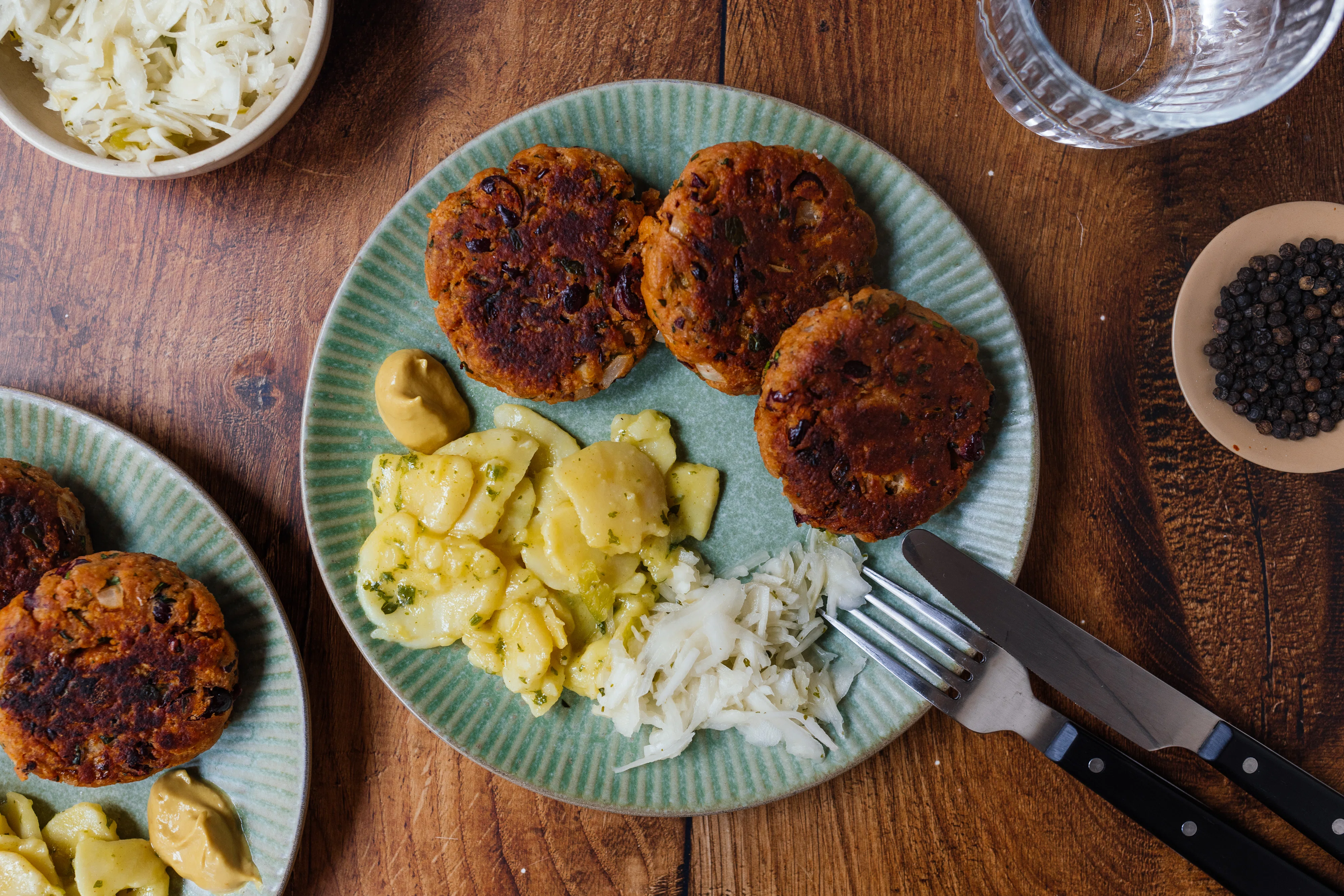 Vegan German Meatballs (Frikadellen)