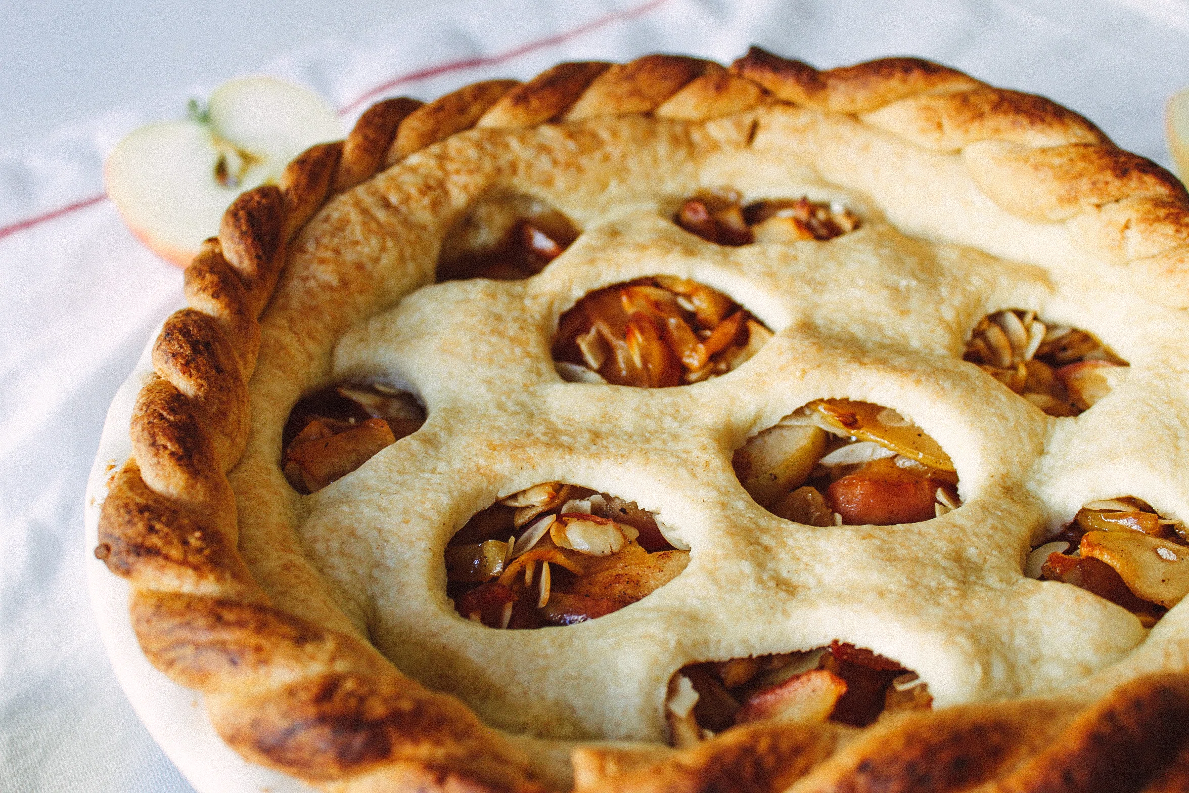 R181 Caramelized apple pie