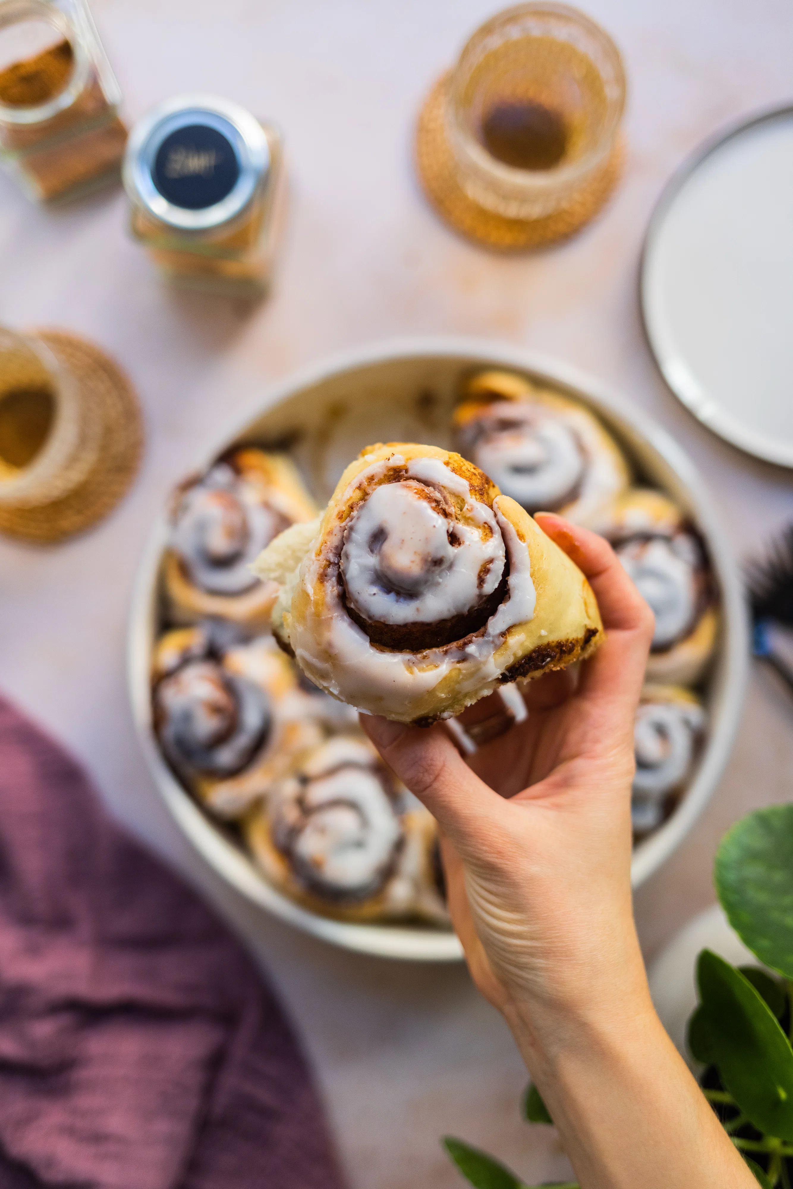 R201 Super easy: Vegan Cinnamon Rolls