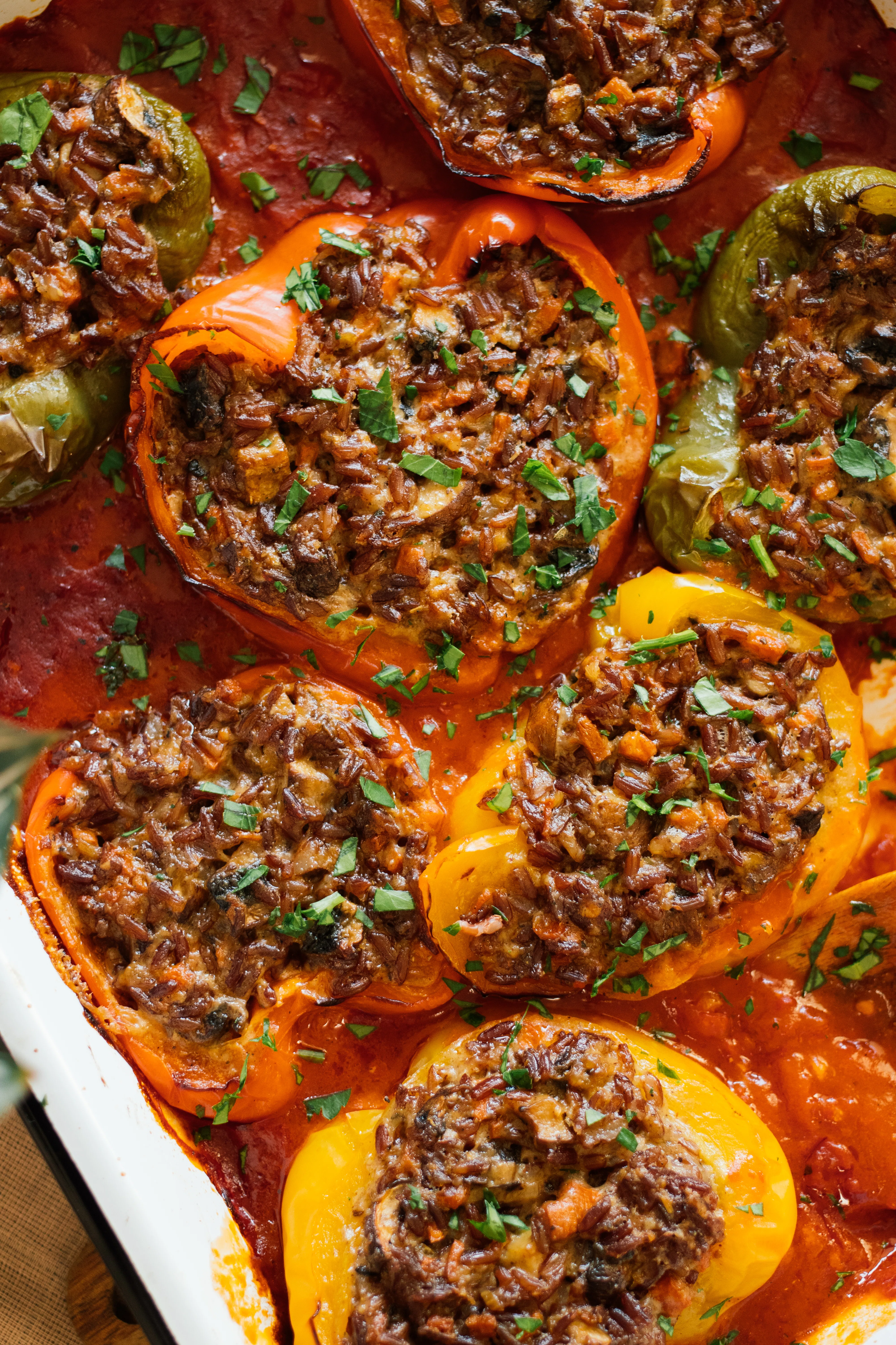 R486 Gefüllte Paprikaschoten mit rotem Reis