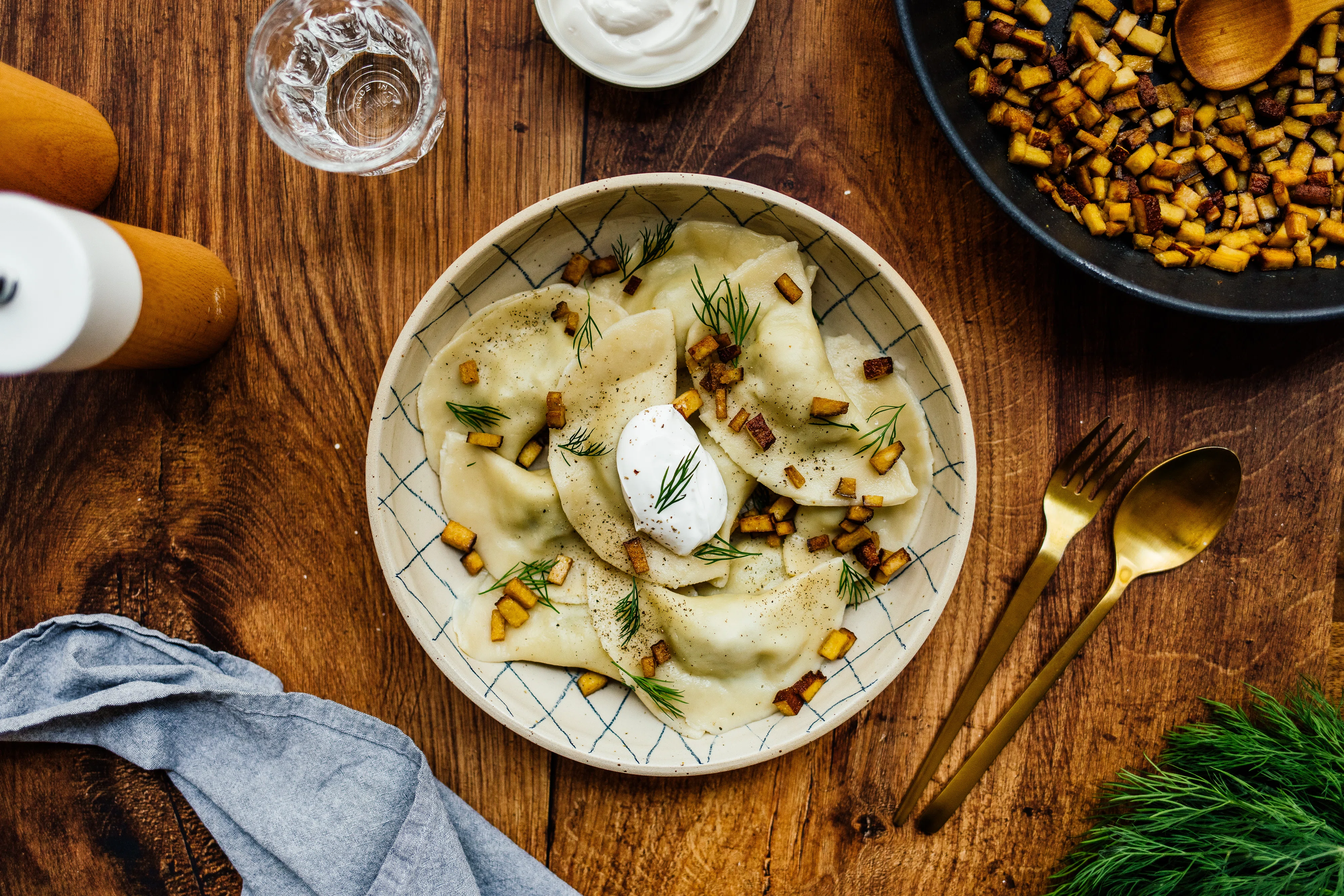 Vegane Wareniki mit Kartoffel-Käse-Füllung