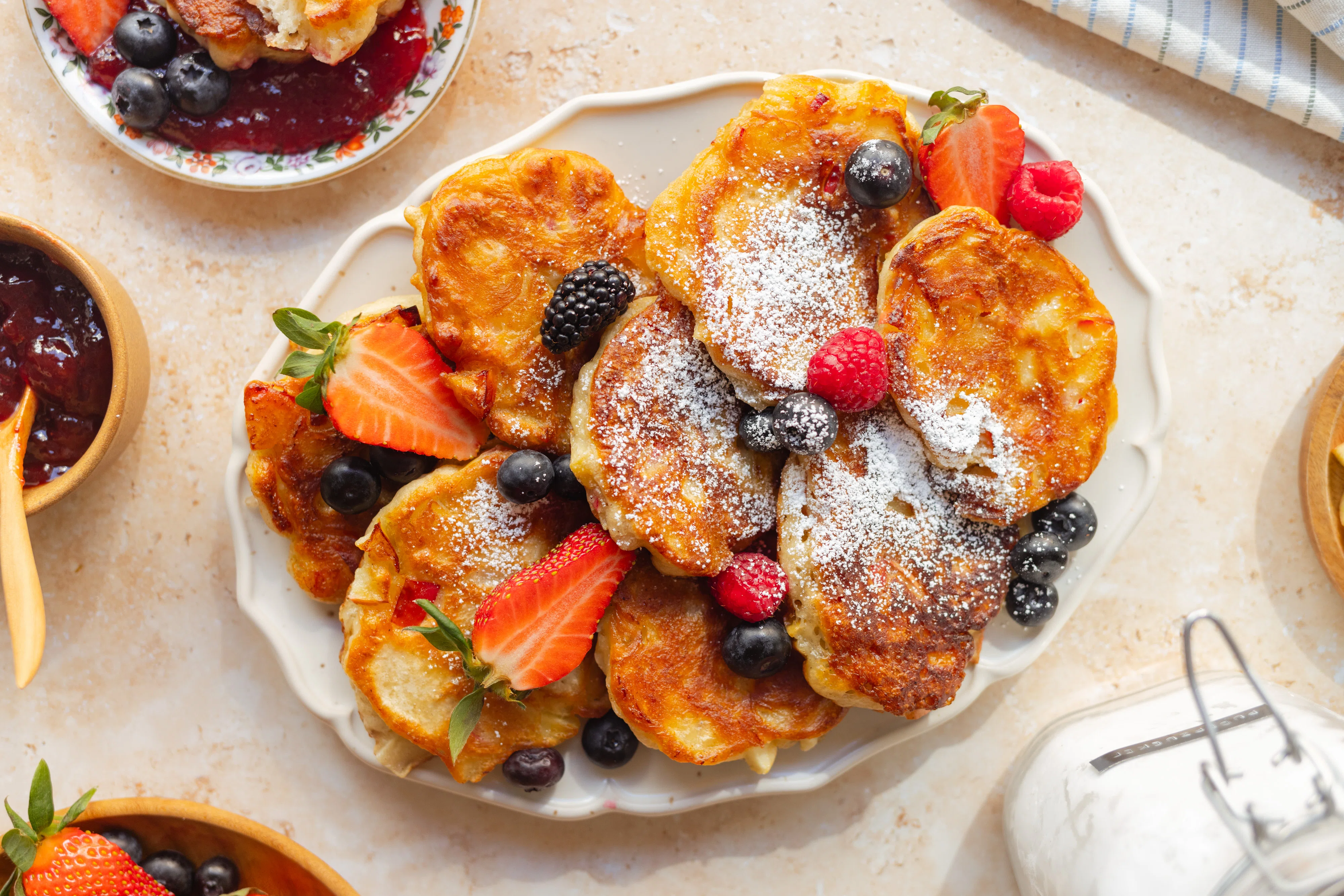 R31 Vegan Yeast Pancakes with Apples