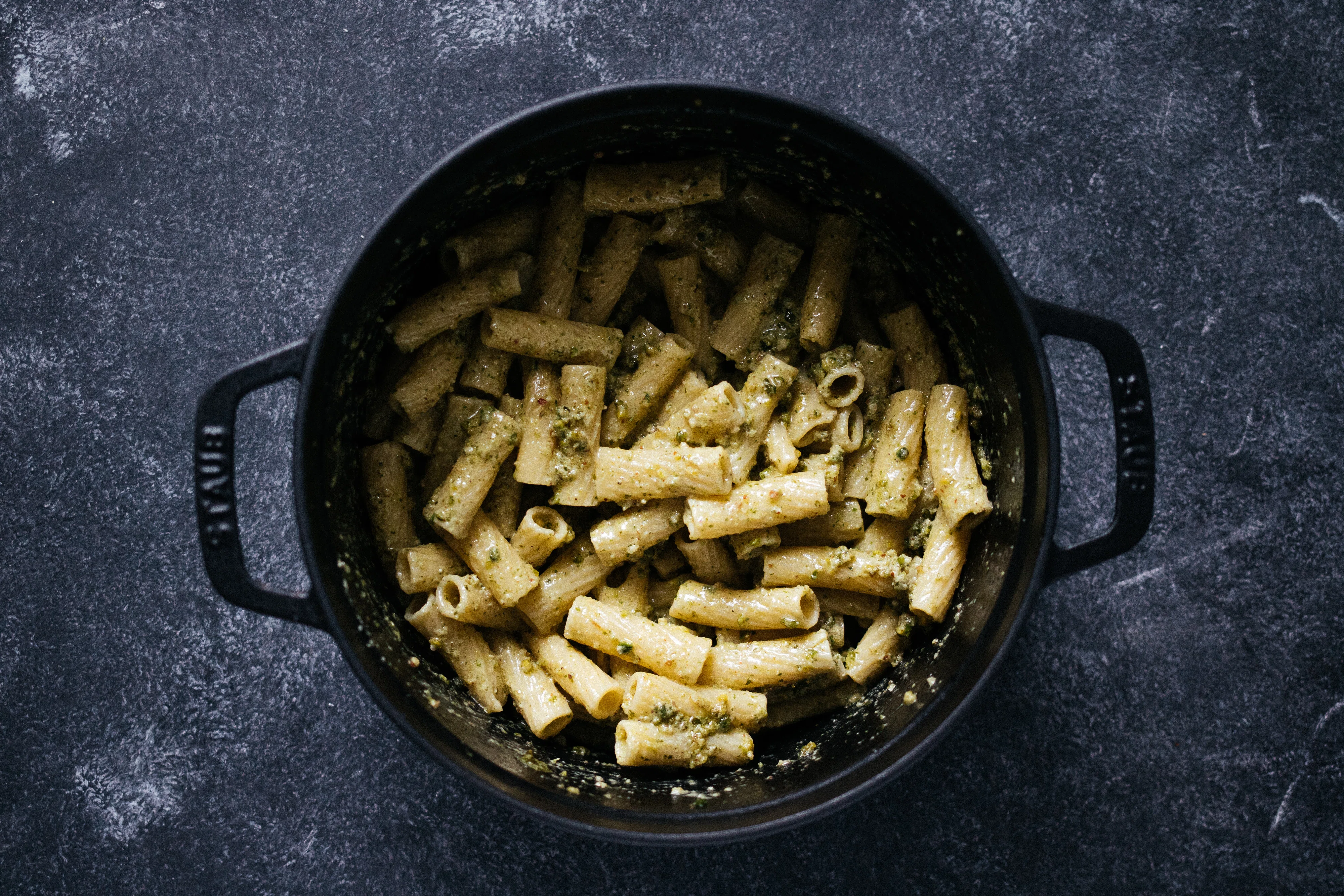R362 Vegane Pasta mit Pistazienpesto & Pilzen