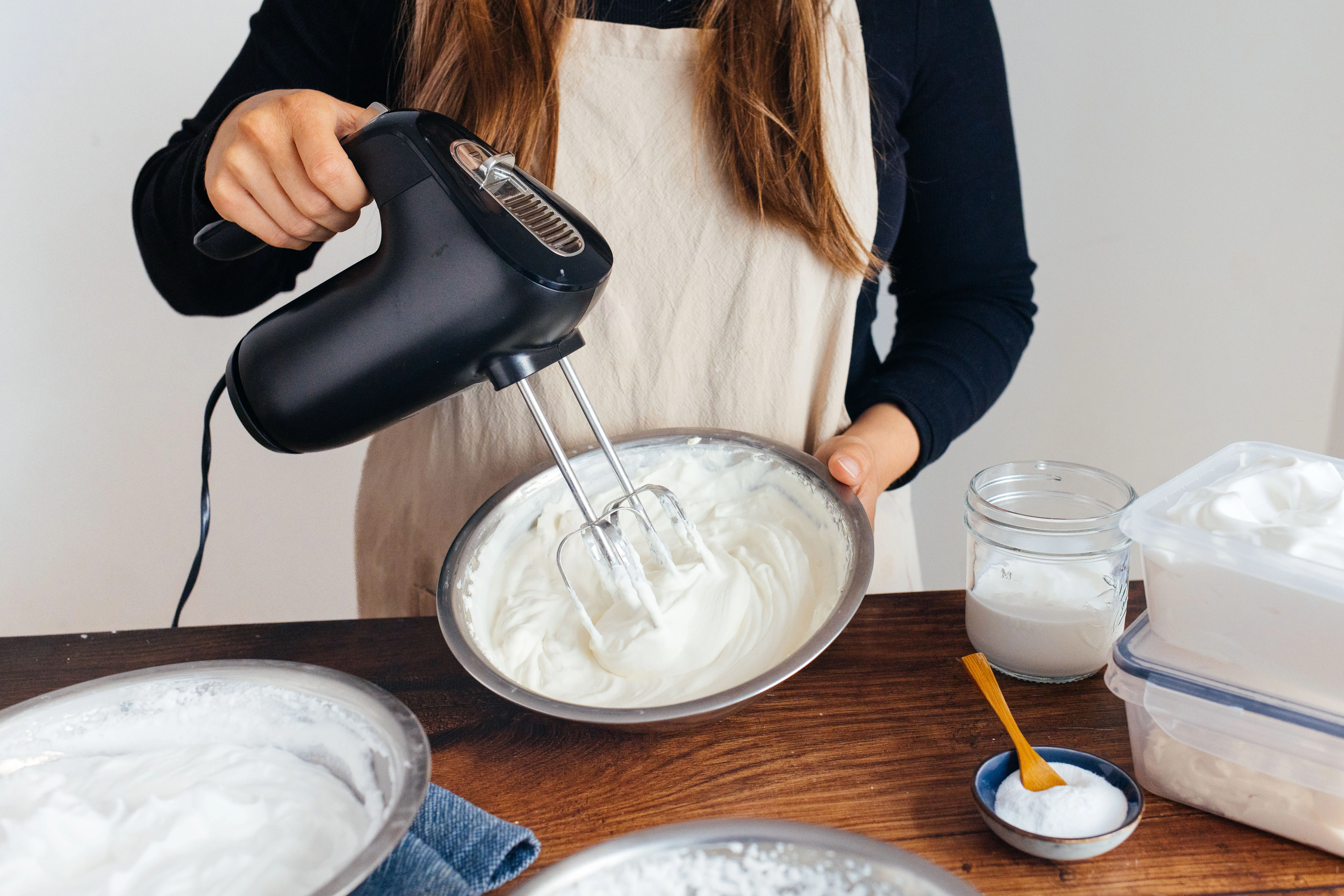 How To Make Vegan Whipped Cream: The best Products, Tips & Recipes