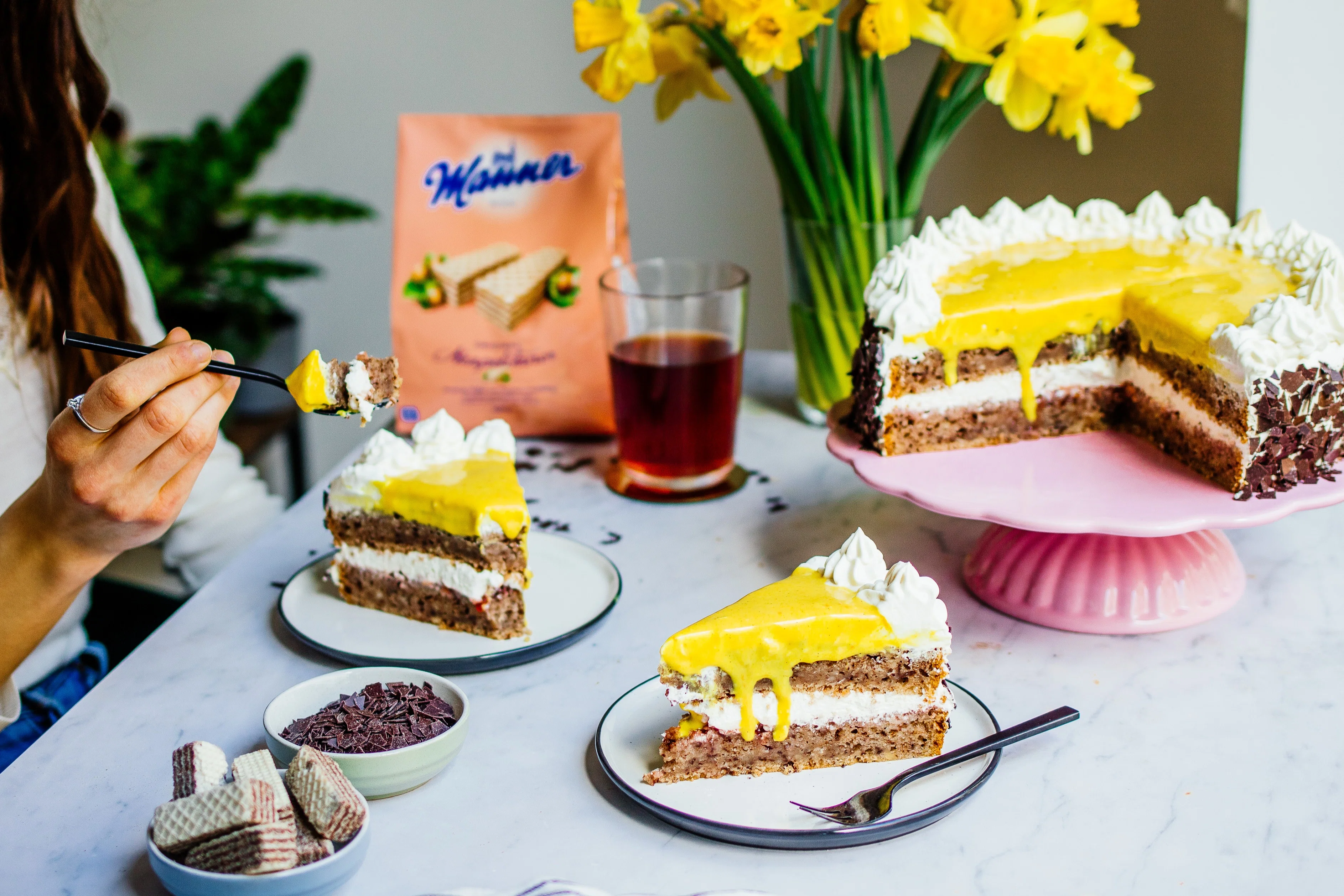R635 Vegane Eierlikörtorte mit Haselnussböden