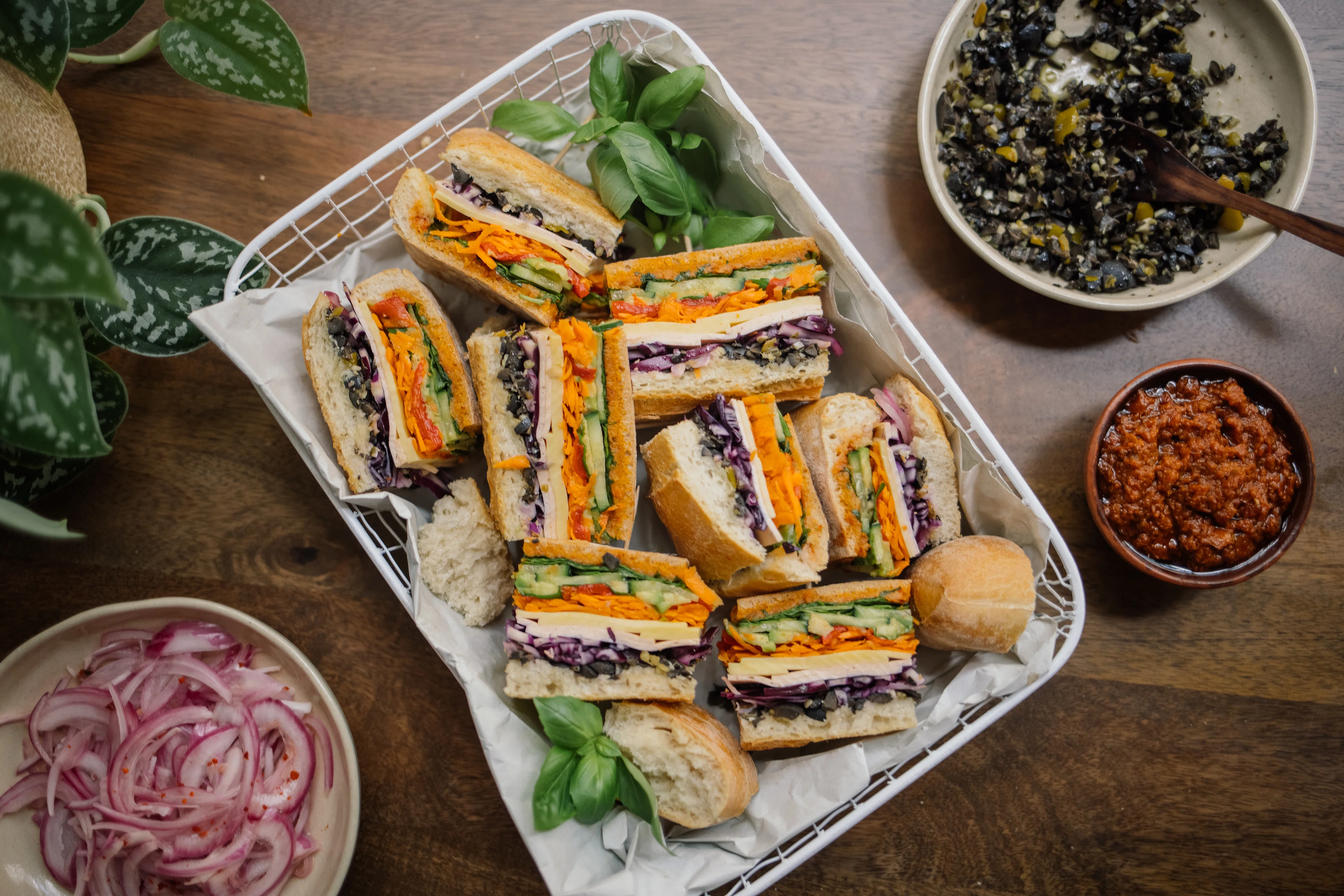 Vegan Picnic Sandwich XXL | Muffuletta | Recipe - Zucker&Jagdwurst