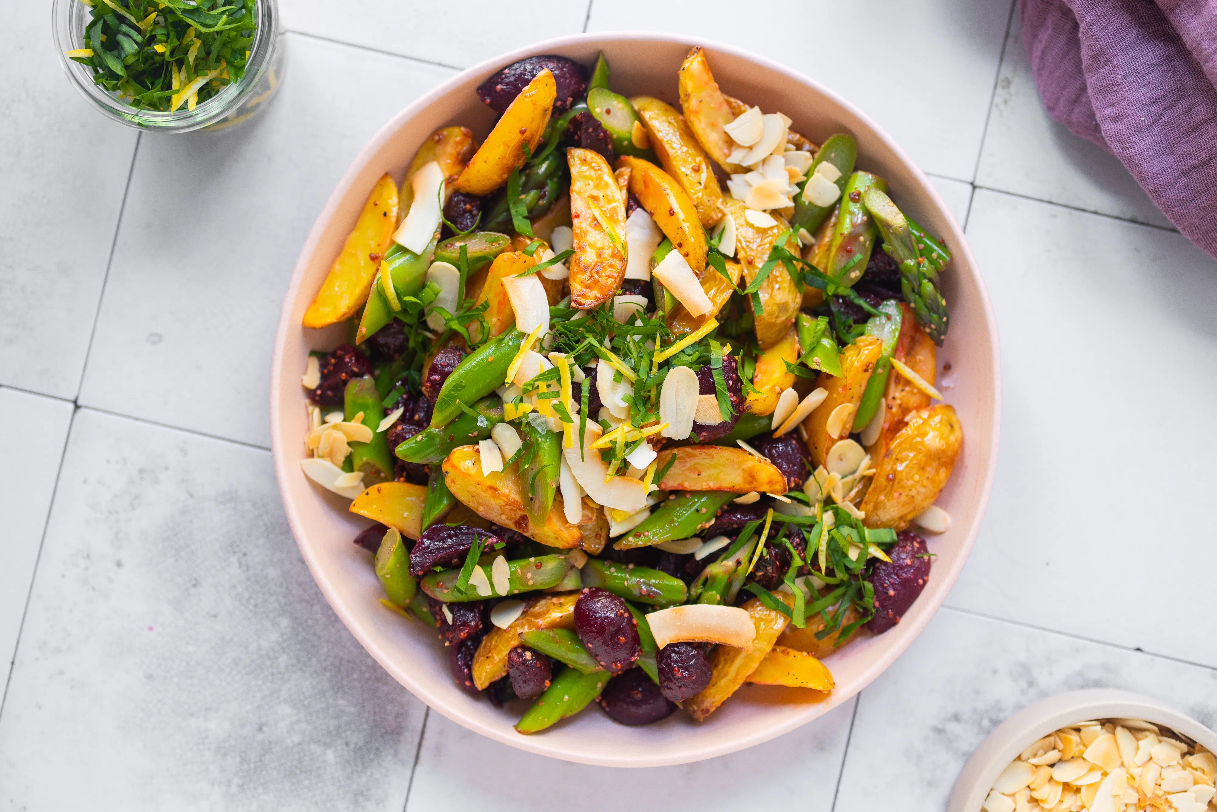 Kartoffel-Spargel-Salat mit Bärlauch-Gremolata