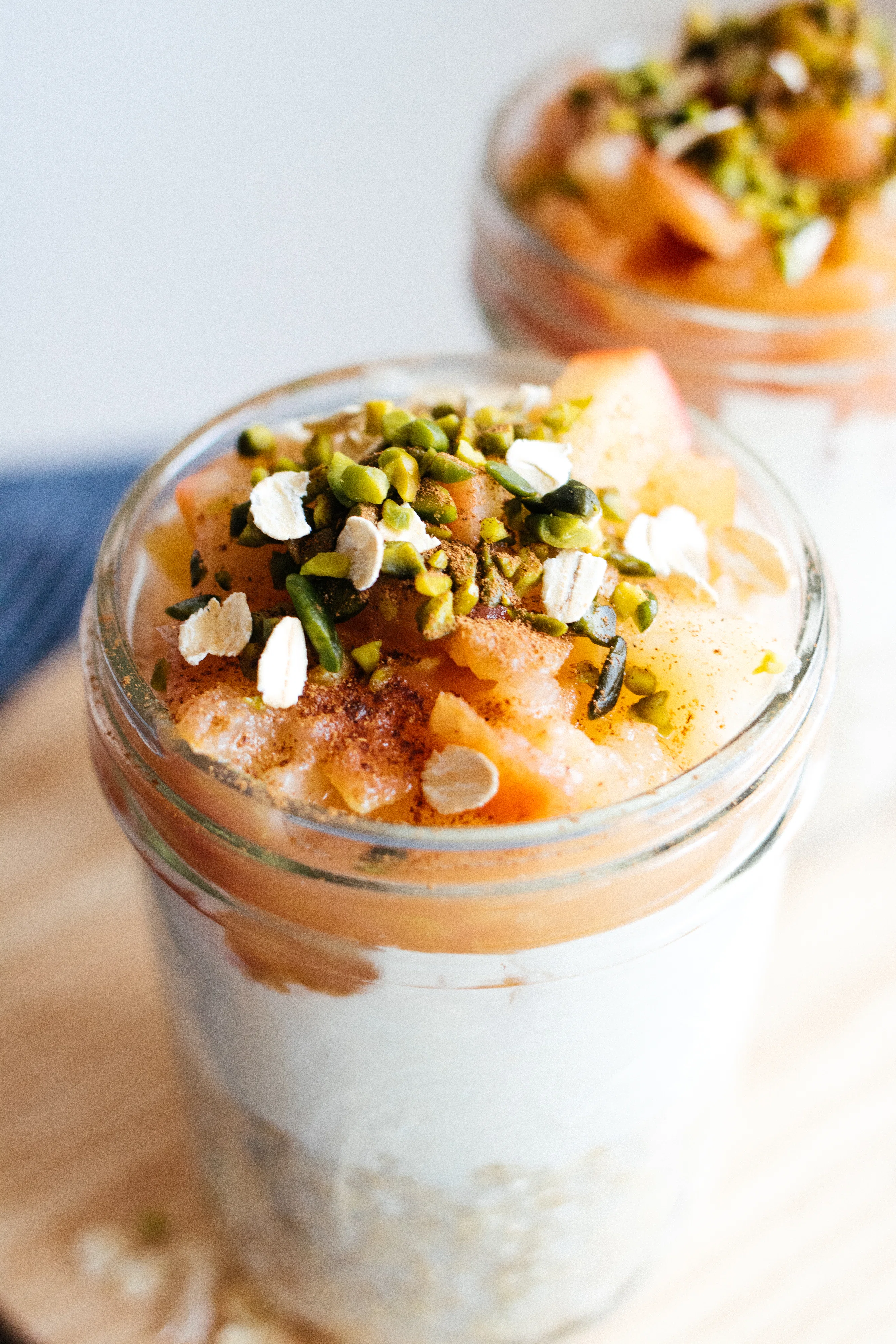 R457 Vegane Overnight Oats mit selbstgemachtem Apfelmus