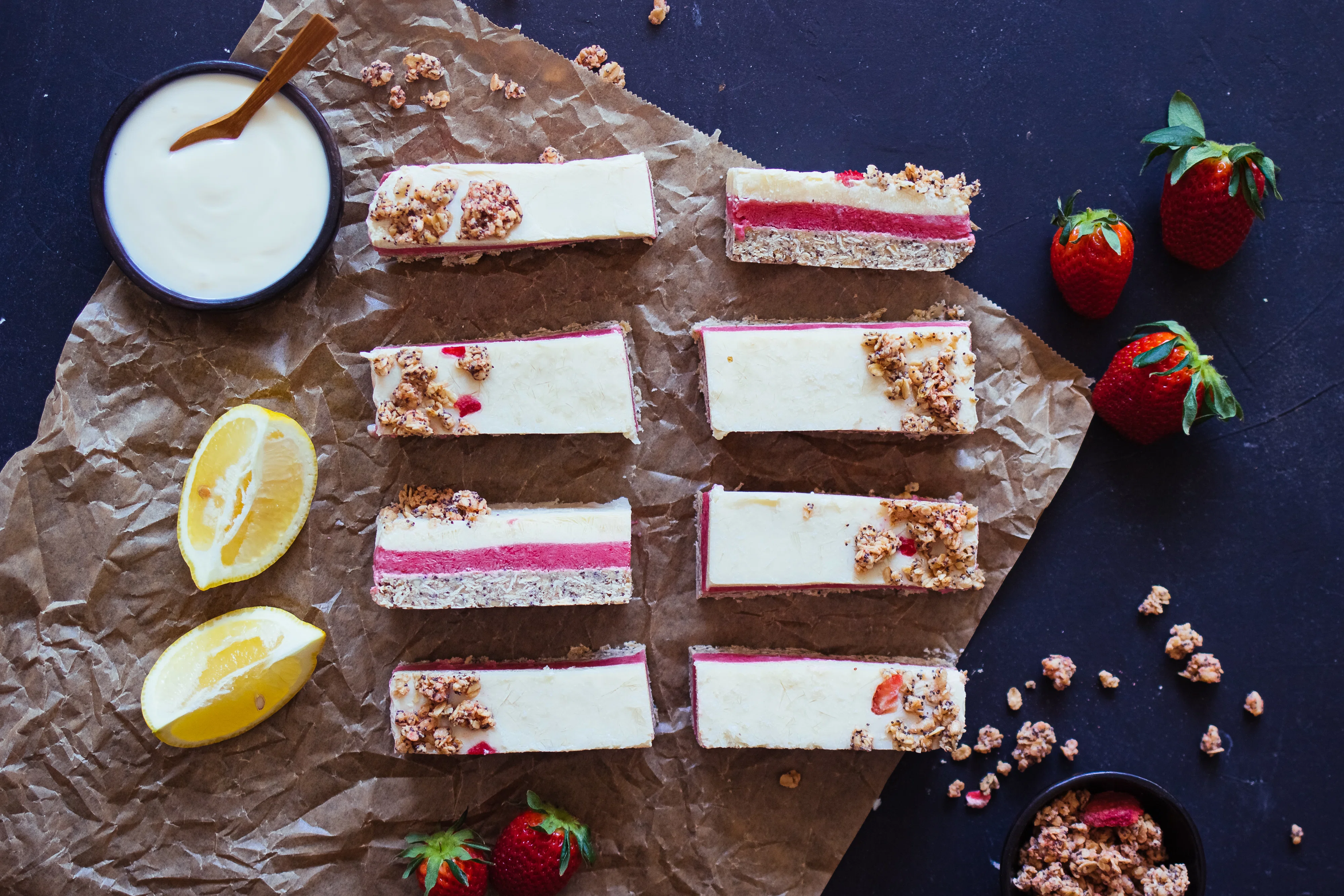 Vegane Frozen-Erdbeer-Riegel