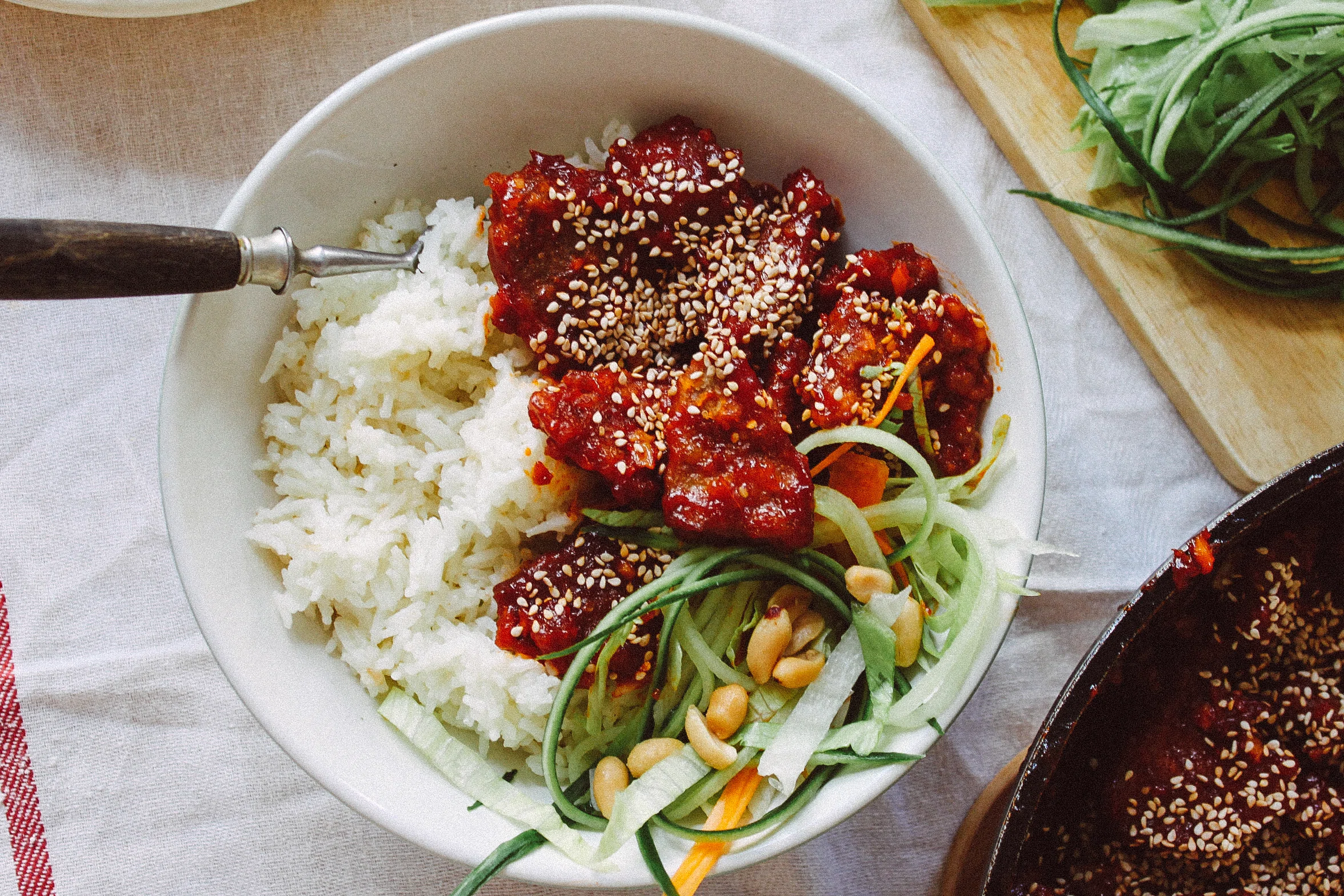 Veganes süß-scharfes Hühnchen