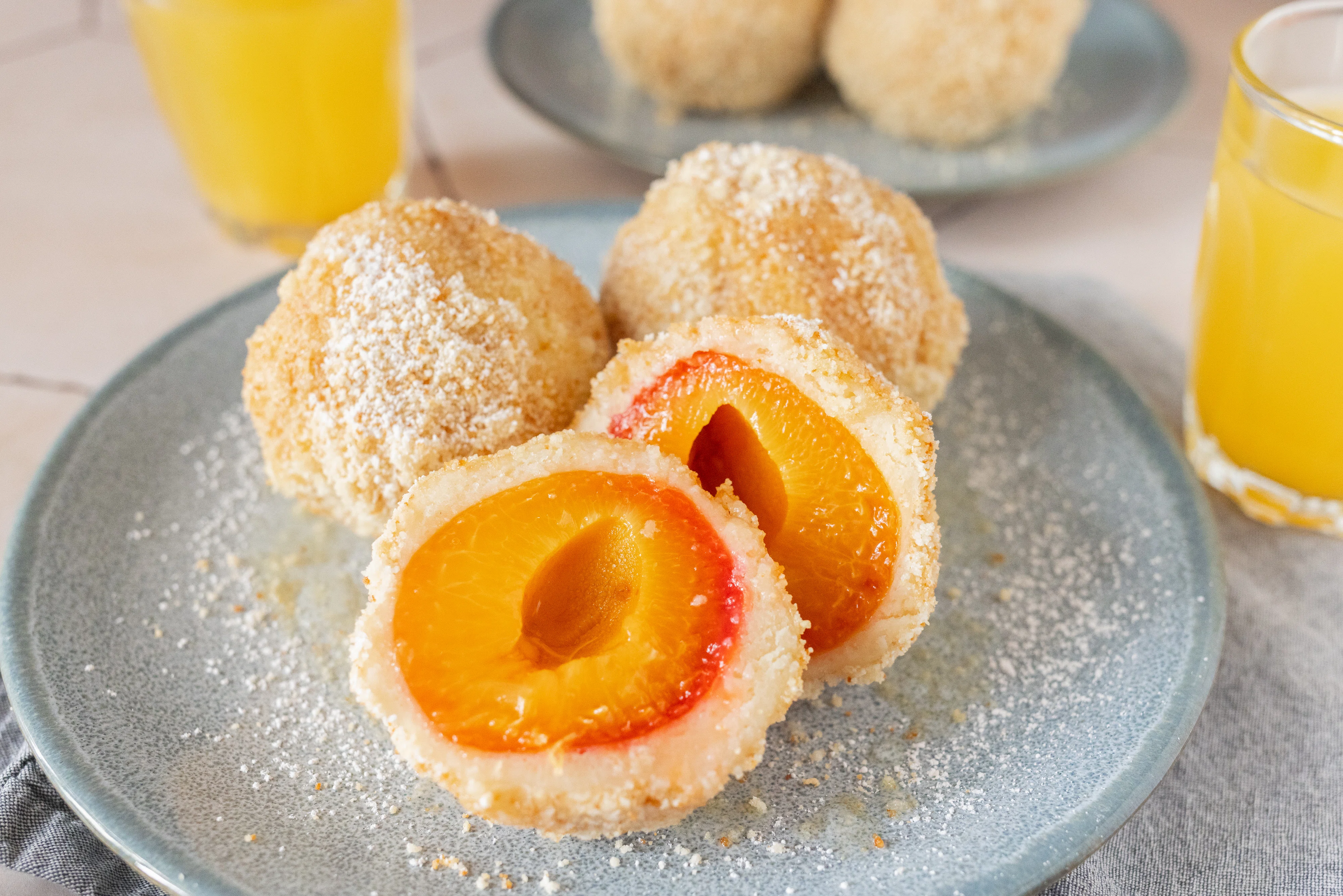 Vegan Marillenknödel (Apricot Dumplings)
