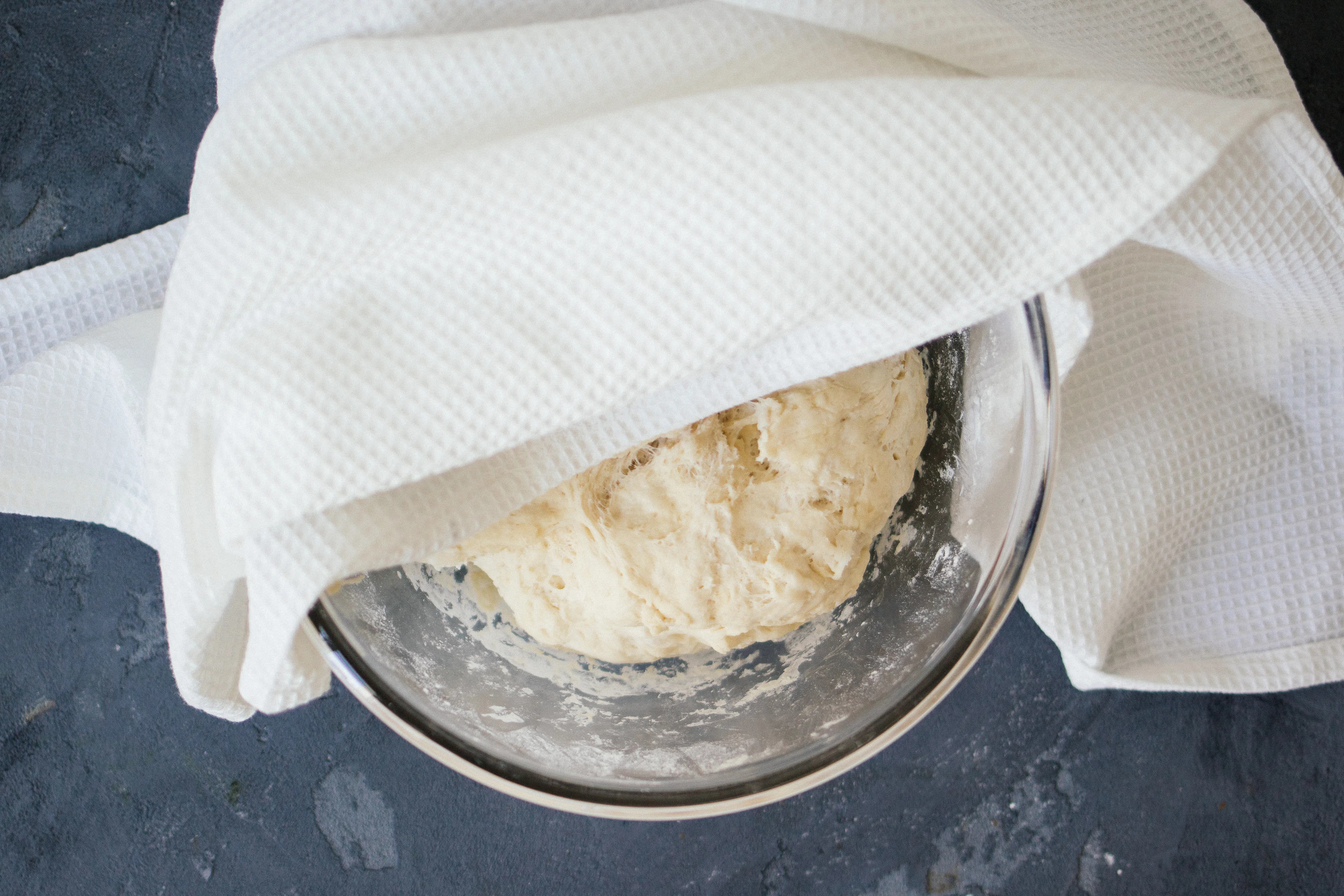 R309 Vegane Pide mit Hackfleisch & Tomaten