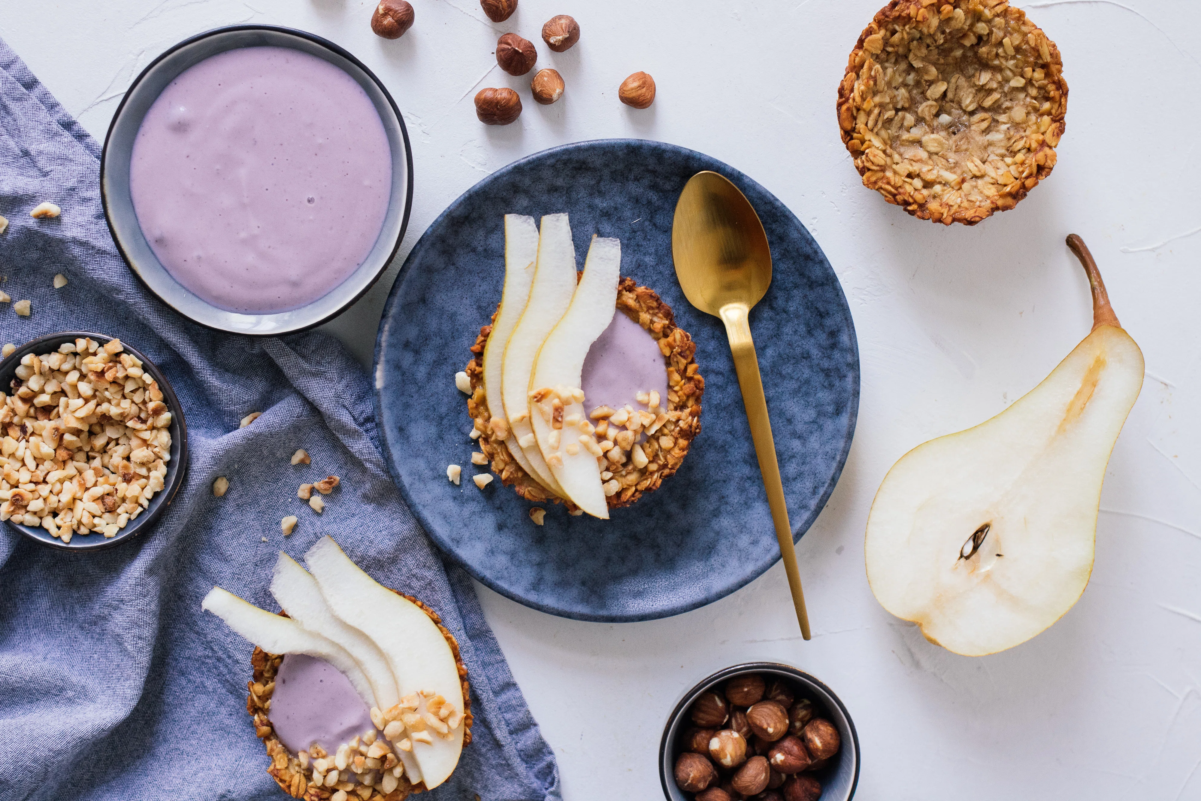 Schnelle Granola-Cups mit Heidelbeerjoghurt