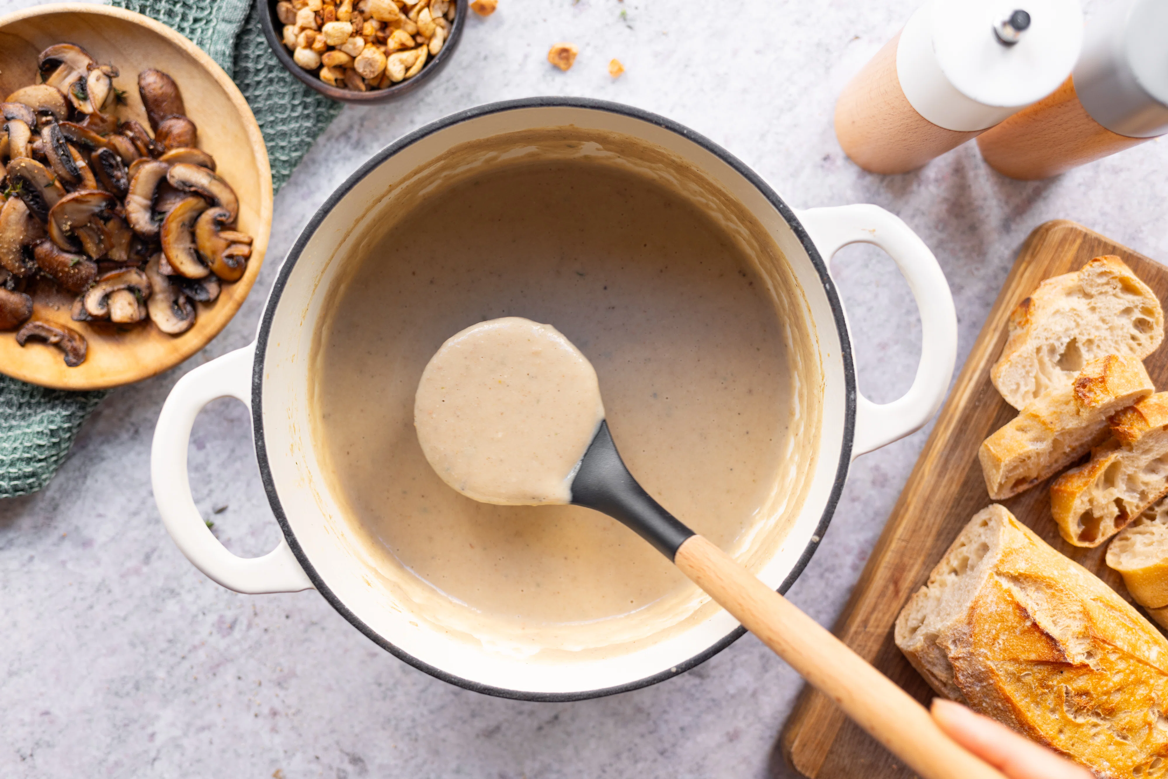 R930 - Vegan Chestnut Soup with roasted Mushrooms and spicy Nut Topping