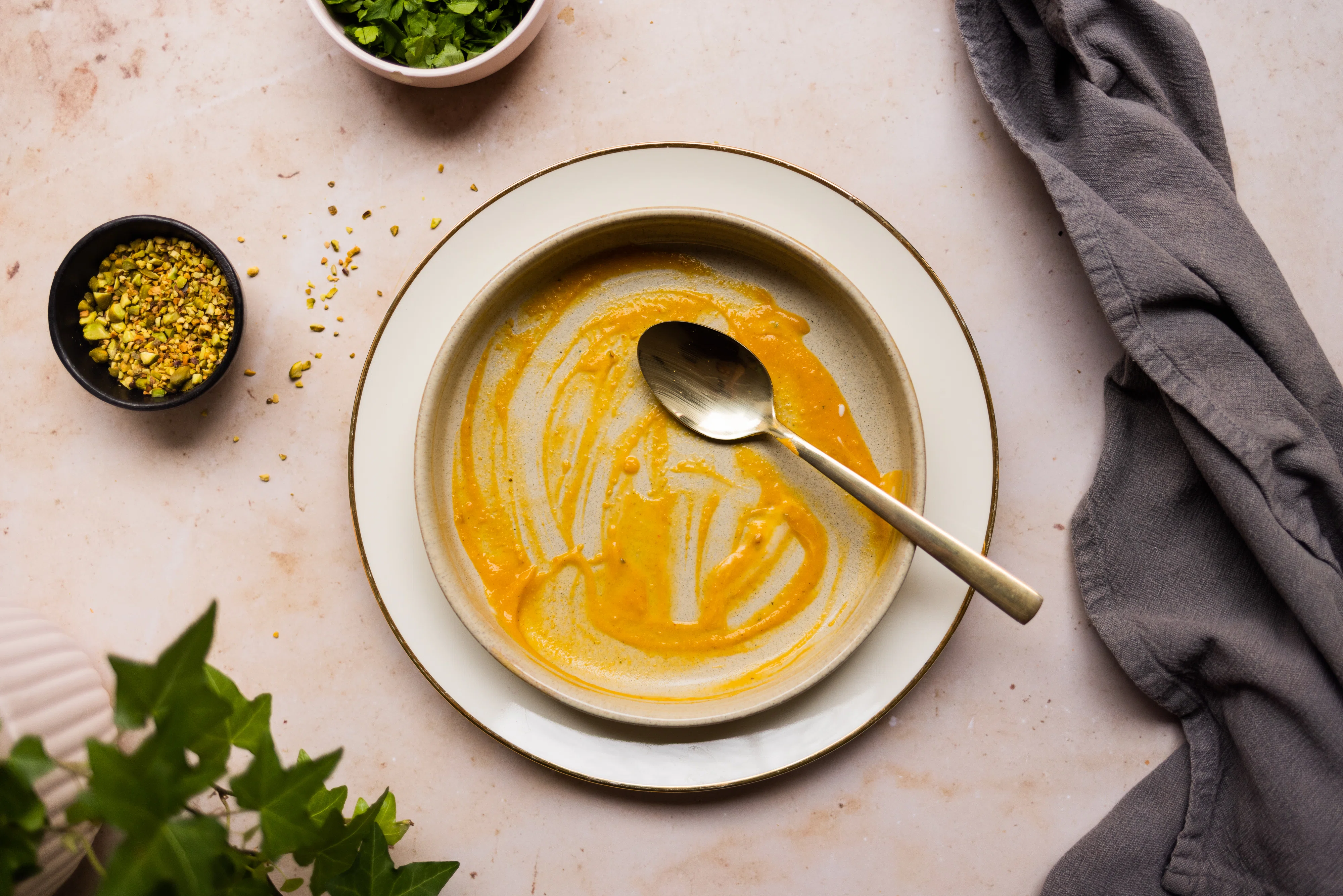 R703 Vegane Rote Linsensuppe