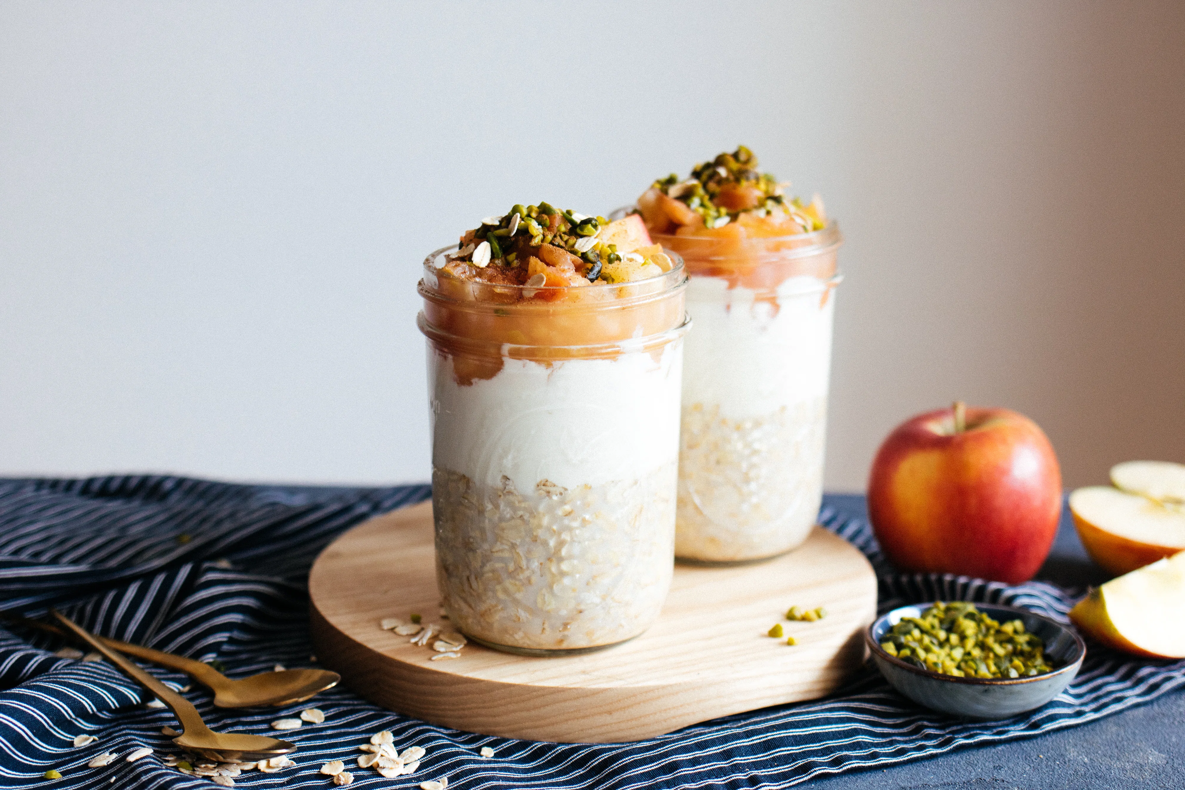 Vegane Overnight Oats mit selbstgemachtem Apfelmus