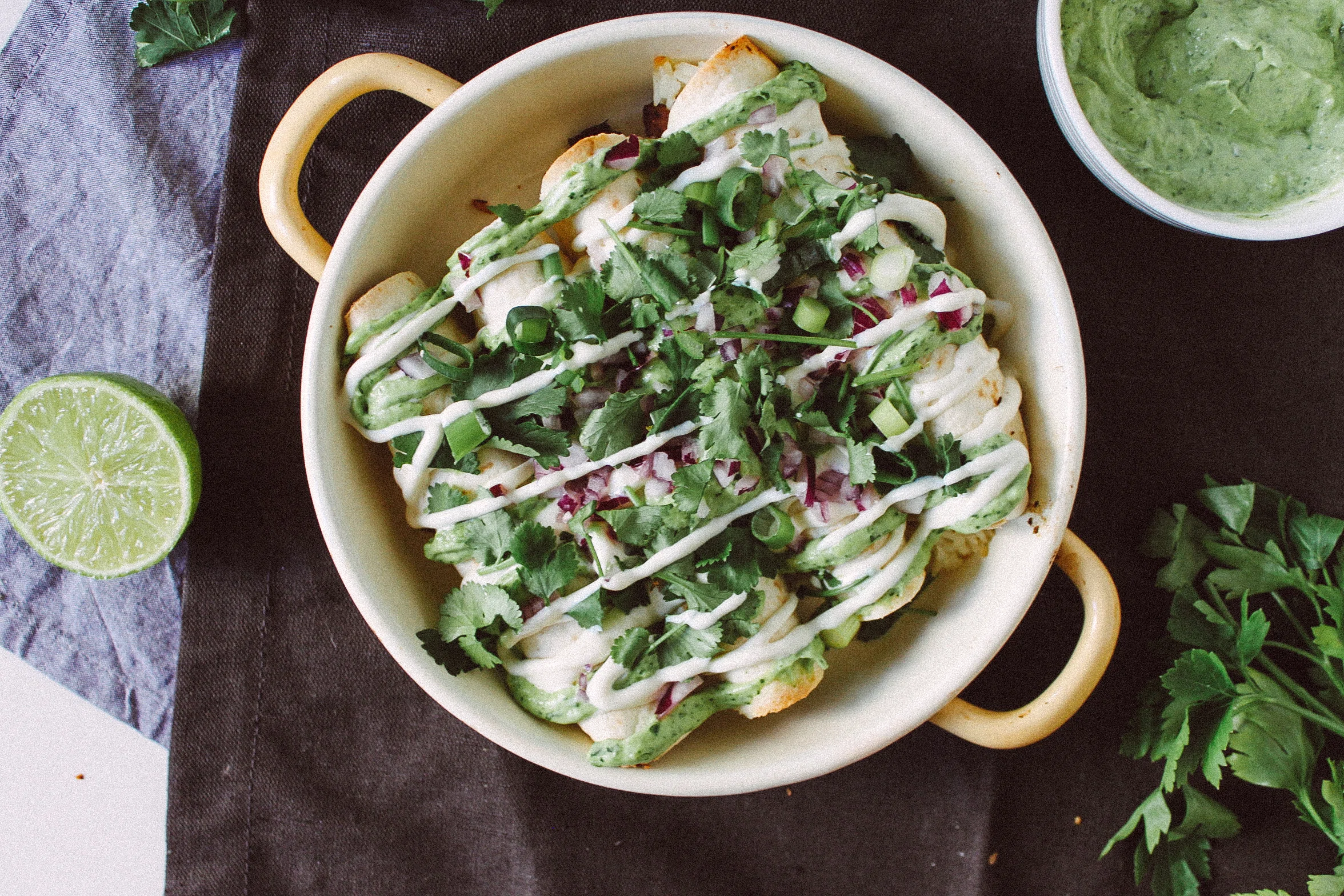 R128 Vegane Taquitos mit Avocadosauce