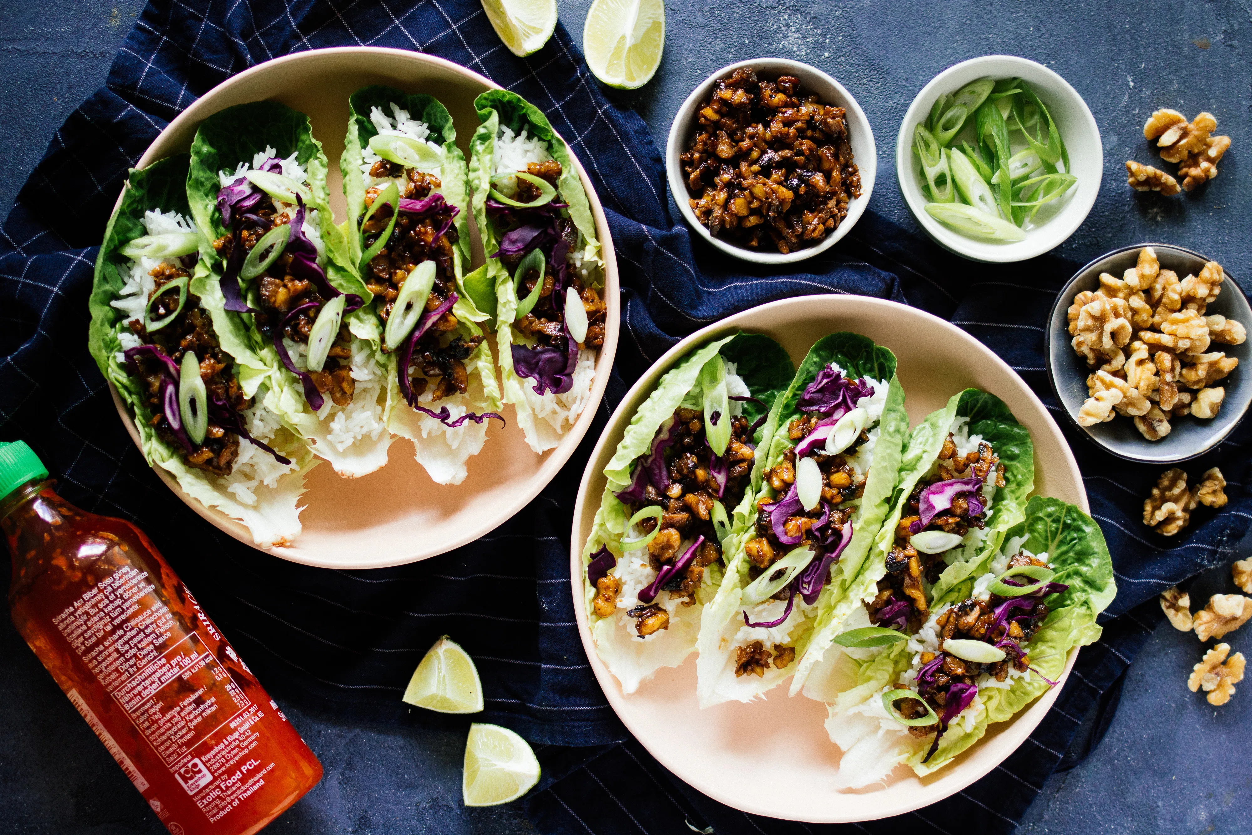 Vegane Lettuce Wraps mit Reis & Pilzen