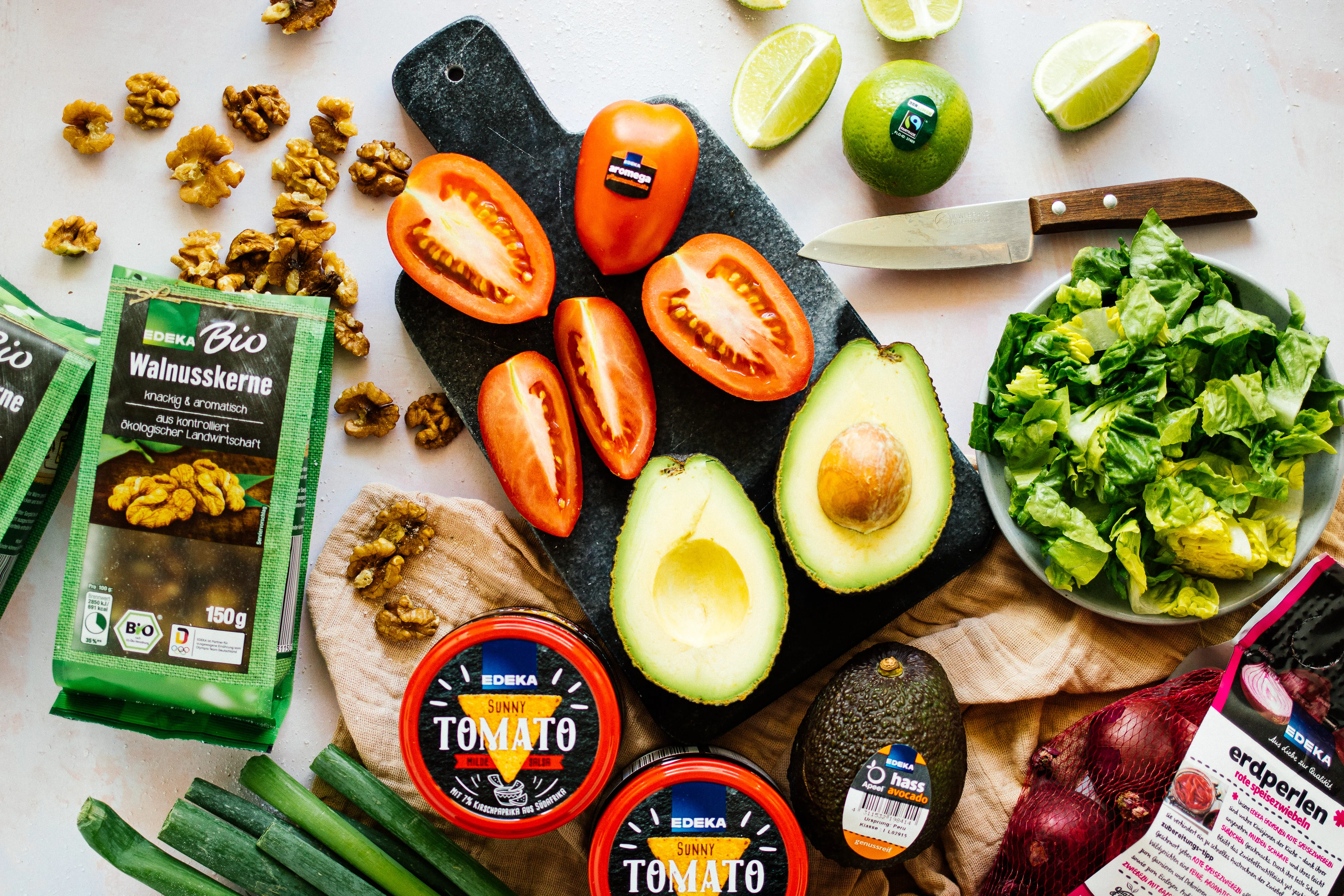 R549 Vegan Taco Salad with Beef-Style Walnut “Meat“