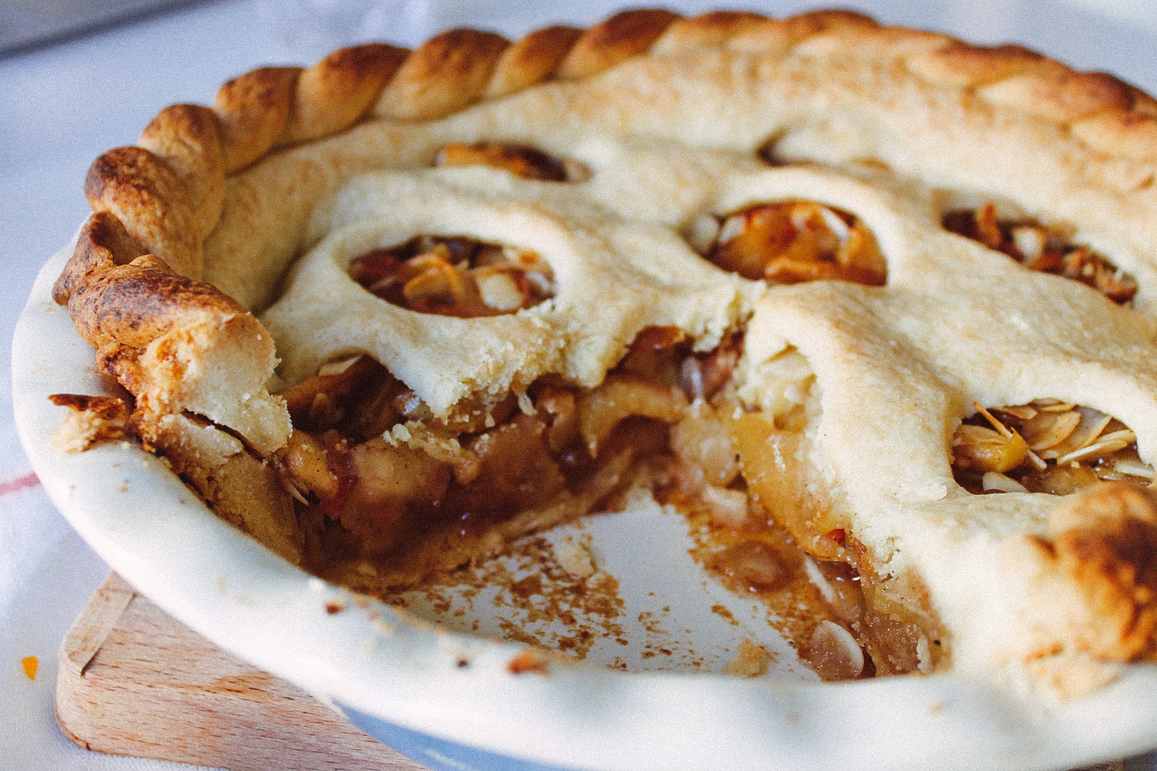 R181 Caramelized apple pie