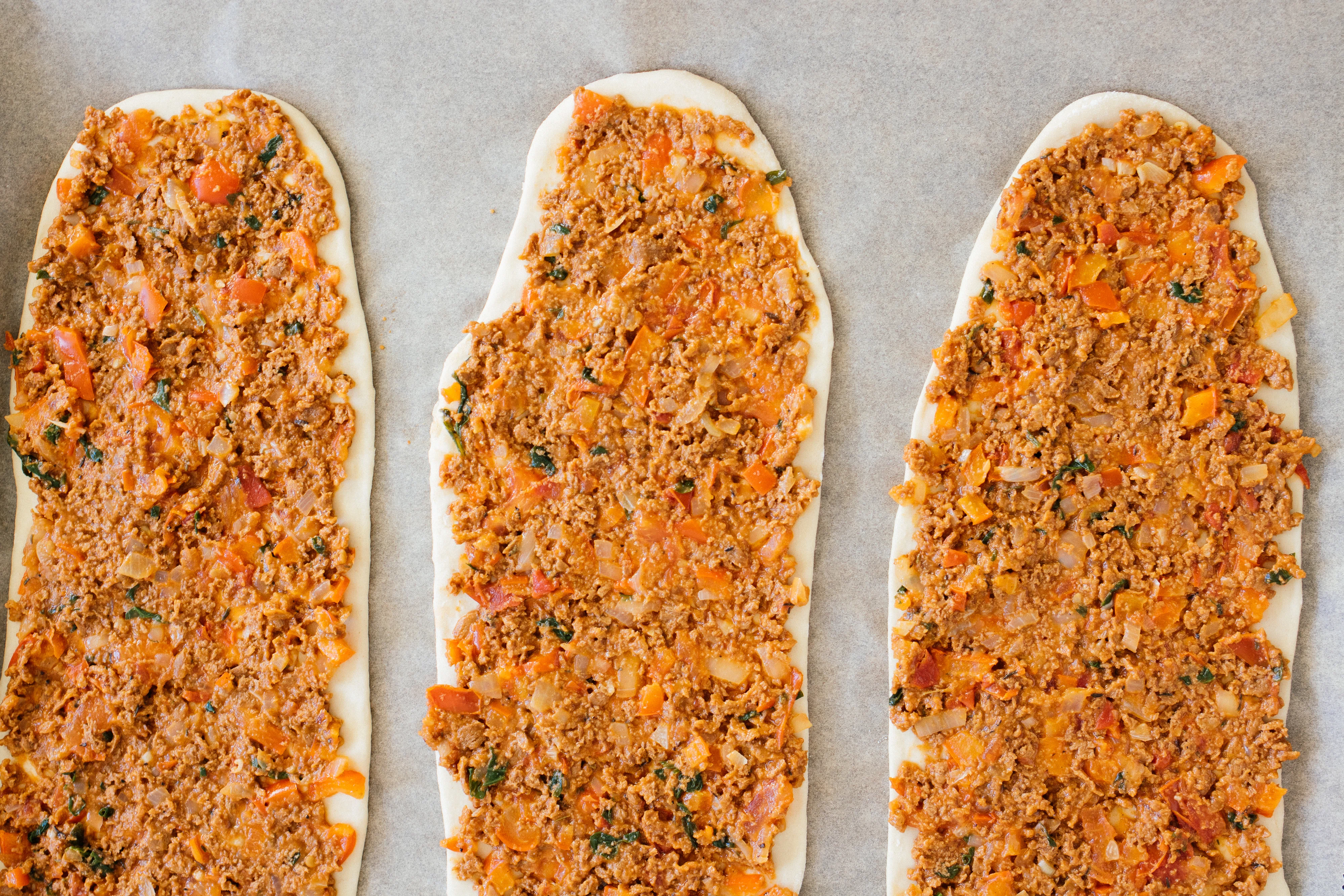 R477 Vegan Turkish Pizzas with herbed yogurt