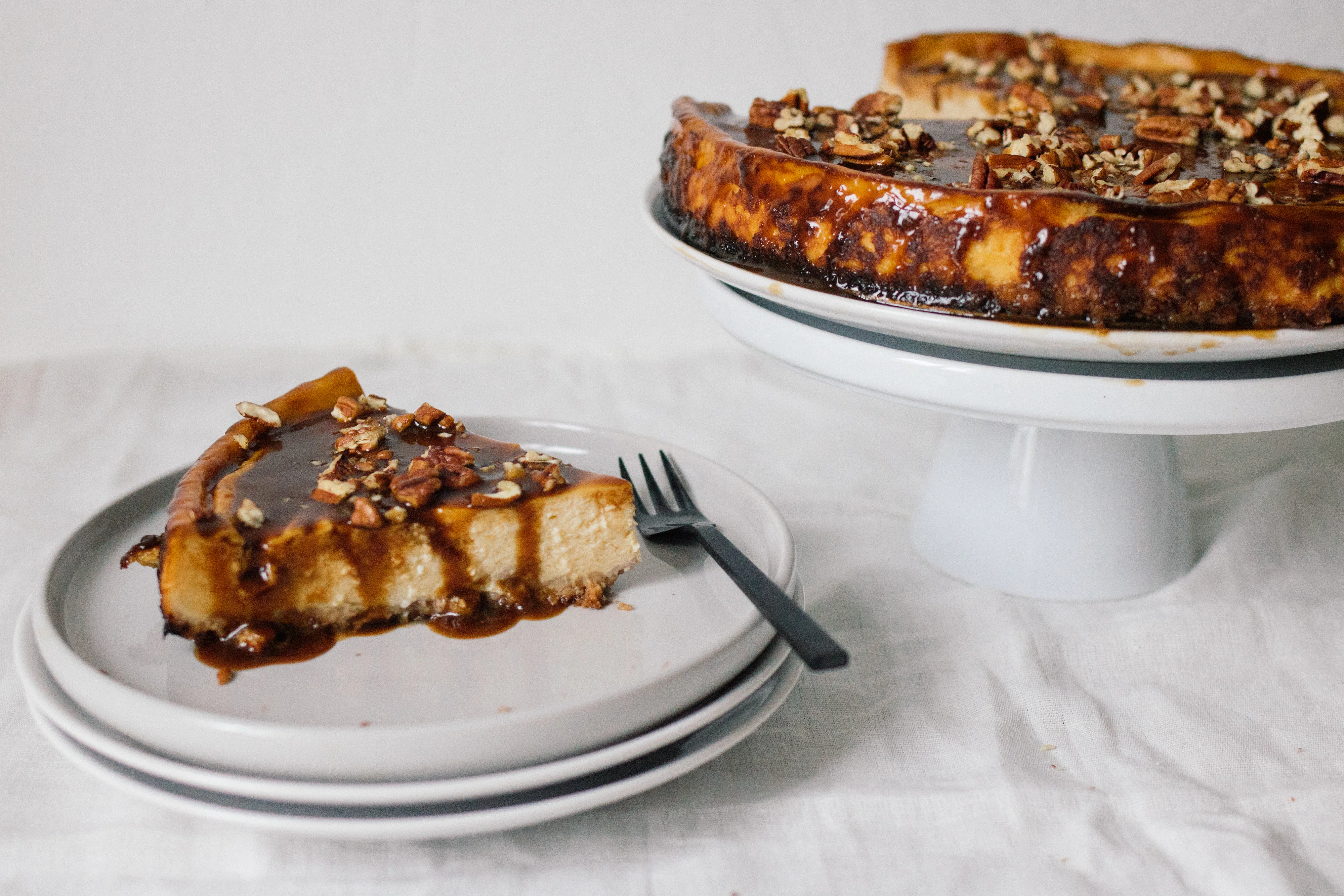 R216 Vegan Cheesecake with Caramel